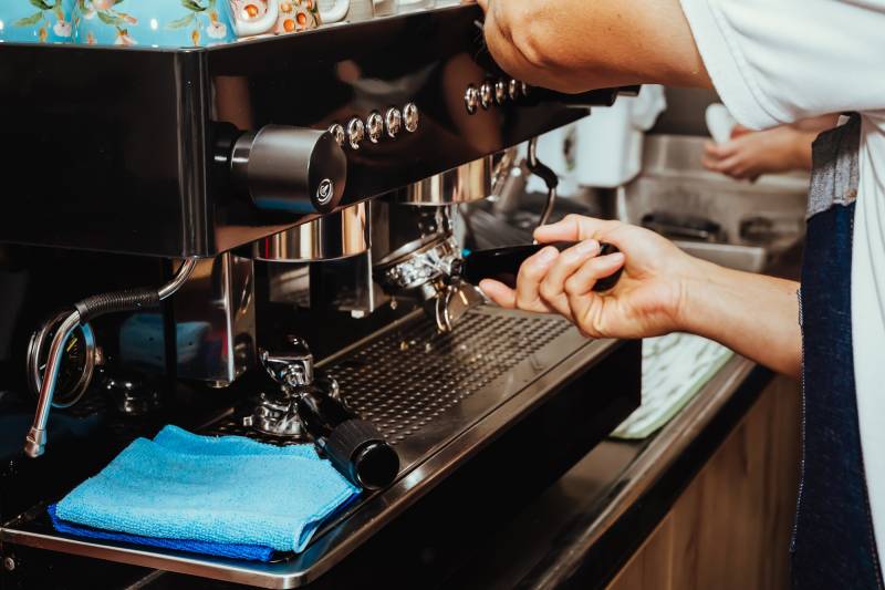 Café bio et artisanal pour cafés-bars à Munster : optez pour une torréfaction alsacienne